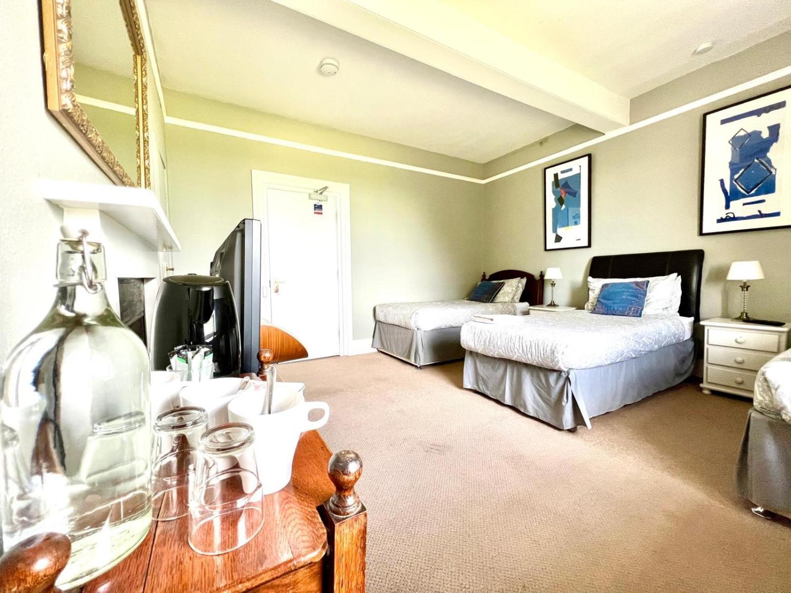 Colthrop Manor B&B Thatcham Phòng bức ảnh